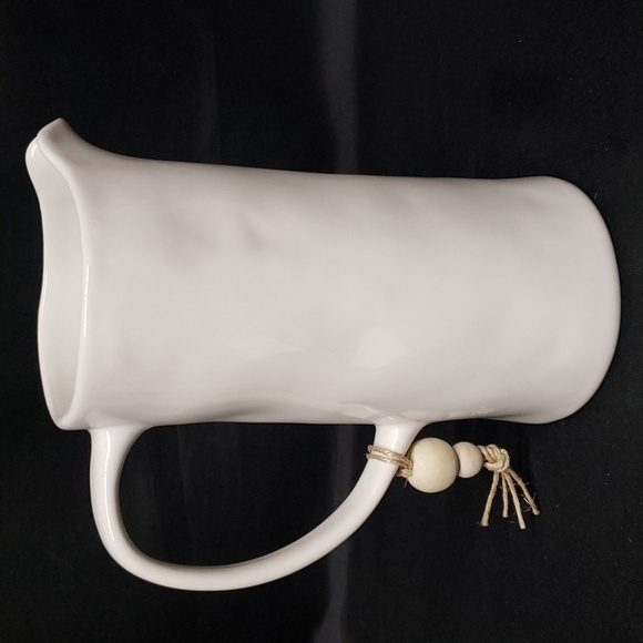 Melrose International NWT Ivory Ceramic Pitcher with Chicken Design - Picture 4 of 6